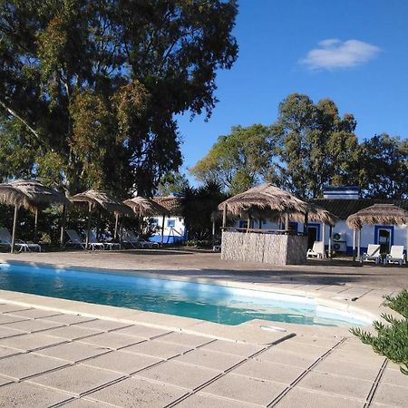 Lodge Monte Do Sobral Alcacovas Exterior foto