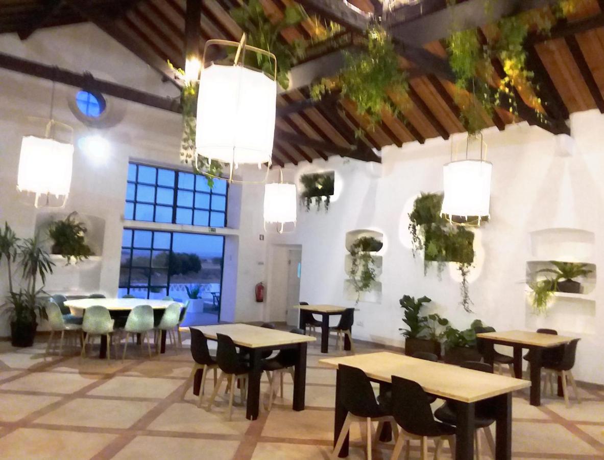 Lodge Monte Do Sobral Alcacovas Exterior foto