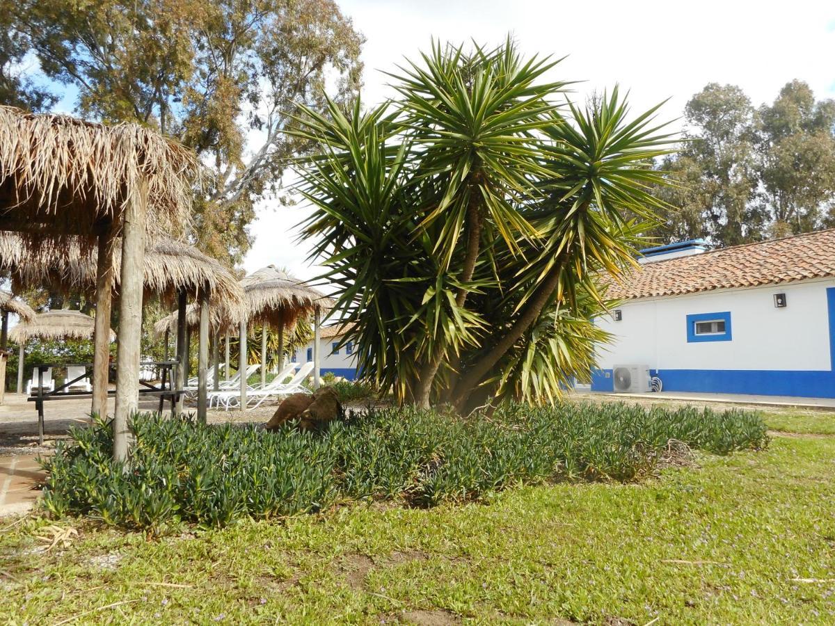 Lodge Monte Do Sobral Alcacovas Exterior foto